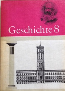 Geschichtsbuch DDR 8